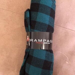 Rampage Infinity scarf
